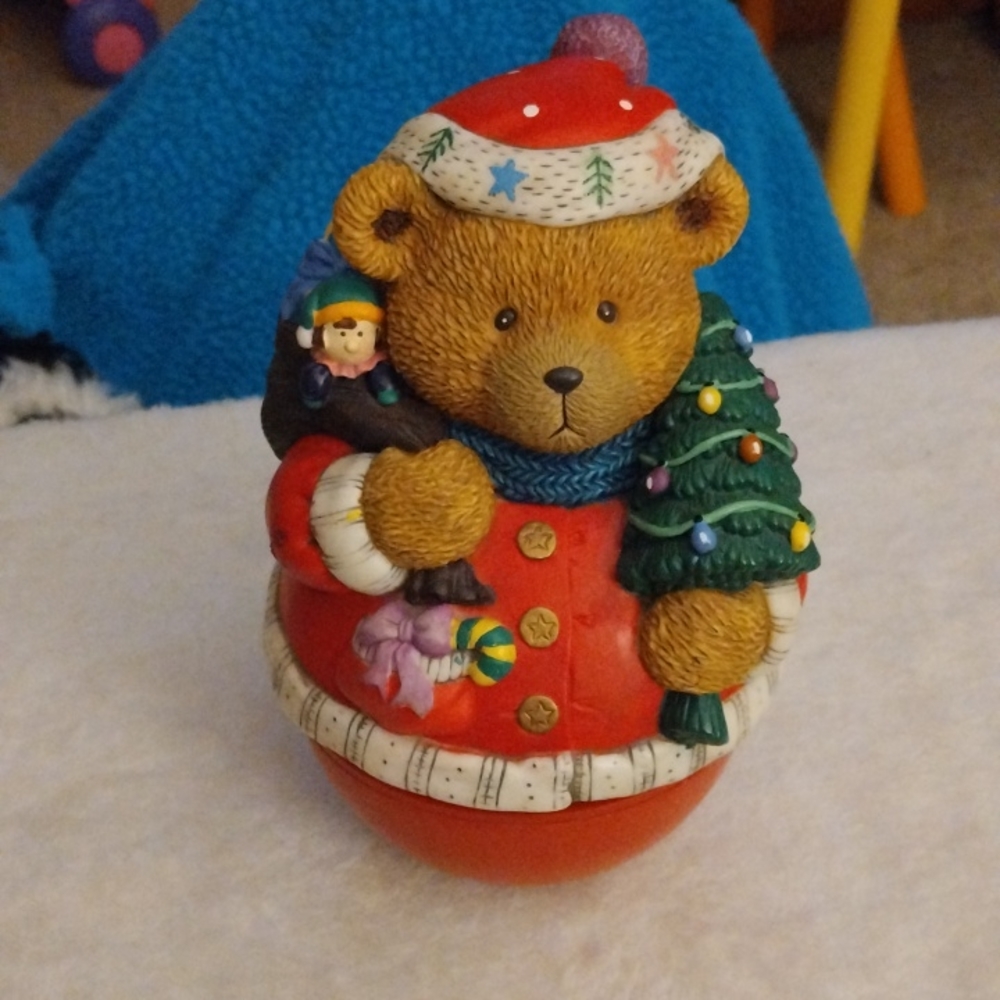 Christmas Teddy Bear resin Decor vintage 1990’s Russ revolving musical Teddy Bea